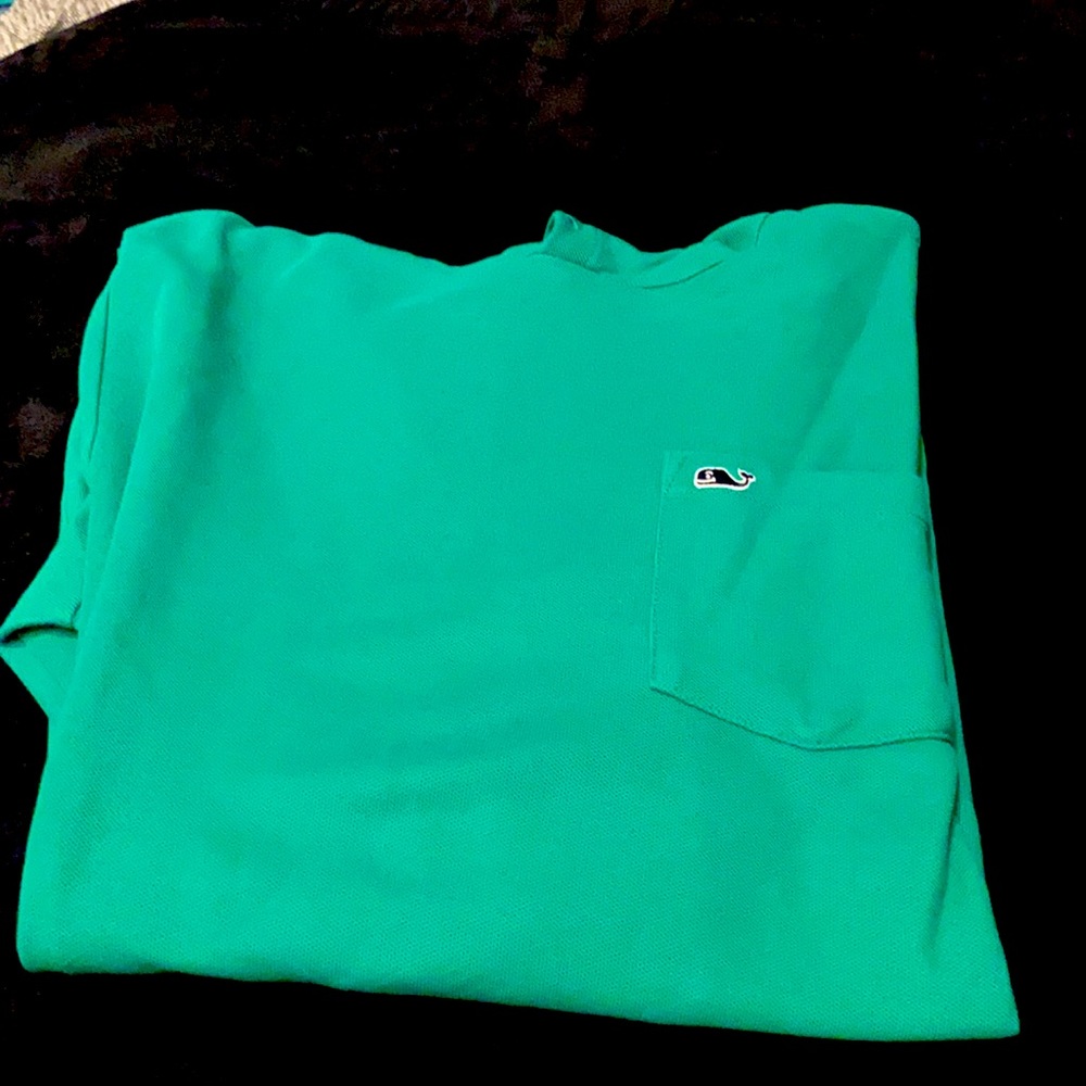 Vineyard vines hooded sweatshirt